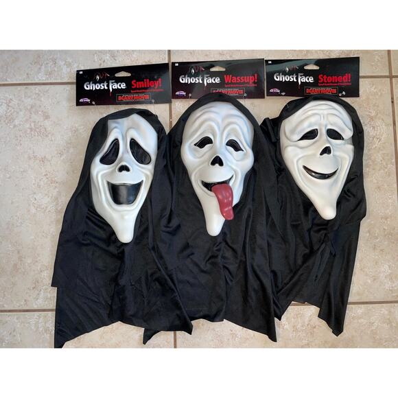 3 GHOST FACE SCREAM SCARY MOVIE WASSUP STONED & SMILEY HALLOWEEN COSTUME - Picture 1 of 1